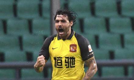 亚博游戏官网-多点开花高拉特破荒 郑智赞赏：每个进球都很漂亮