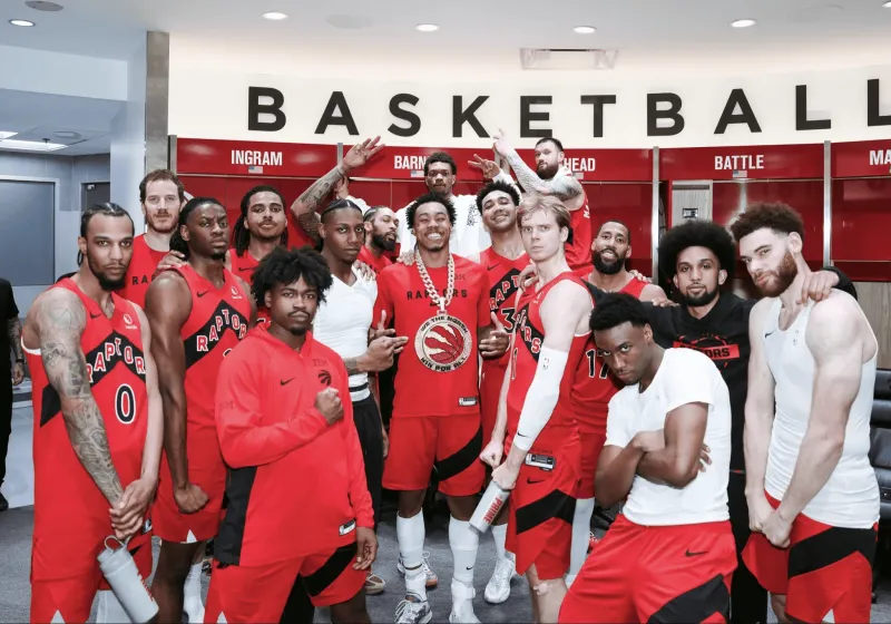 亚博app-猛龙队记：首轮避开尼克斯打骑士，猛龙更衣室传来欢呼声