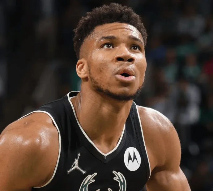 亚博app-字母：这赛季我们打得太差了，是否会被交易由球队决定