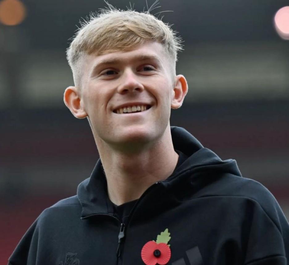 亚博游戏官网-记者:曼联在接洽刘易斯-霍尔,他很不满被丹-伯恩抢了位置